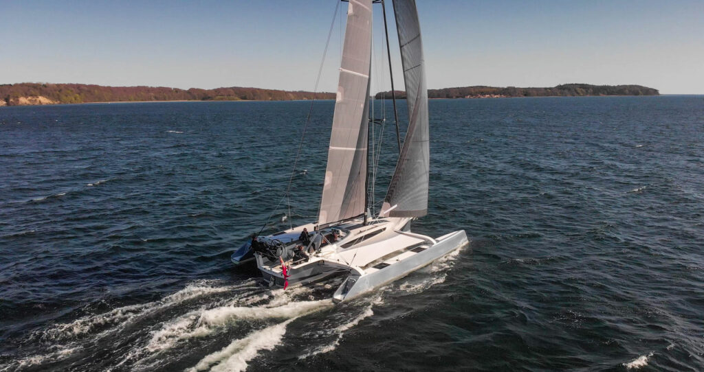 trimaran repliable et transportable