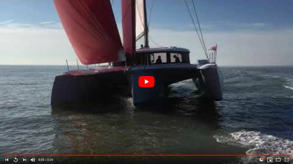 trimaran repliable et transportable