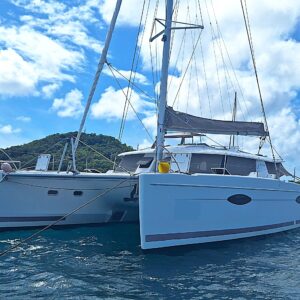 HELIA 44 2014 350 000 €